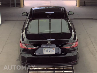 2025 Toyota Camry LE - miniatura 5