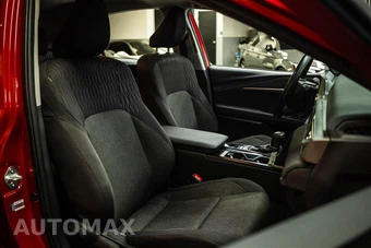 2025 Toyota Camry LE - miniatura 14
