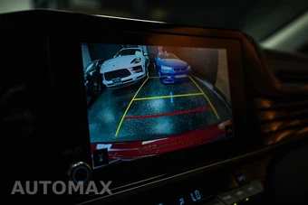 2025 Toyota Camry LE - miniatura 19
