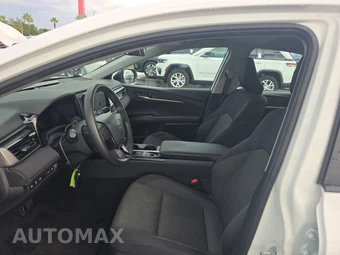 2025 Toyota Camry LE - miniatura 13