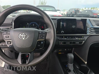 2025 Toyota Camry LE - miniatura 17