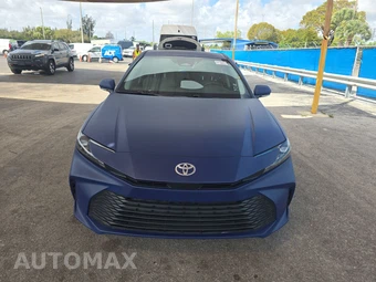 2025 Toyota Camry LE - miniatura 2