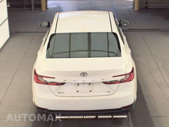 2025 Toyota Camry LE - miniatura 5