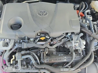 2025 Toyota Camry LE - miniatura 15