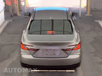 2025 Toyota Camry LE - miniatura 5