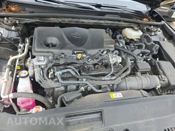 2025 Toyota Camry LE - miniatura 15