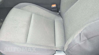 2025 Toyota Camry LE - miniatura 23