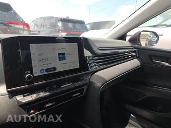 2025 Toyota Camry LE - miniatura 11