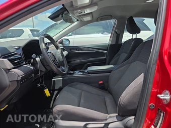2025 Toyota Camry LE - miniatura 7