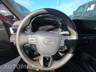 2025 Toyota Camry LE - miniatura 10