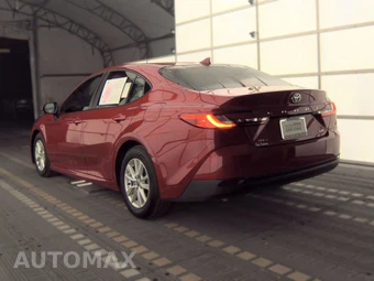2025 Toyota Camry LE - miniatura 6