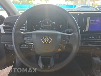 2025 Toyota Camry LE - miniatura 10