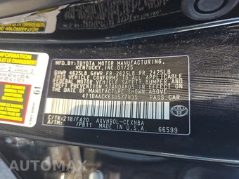 2025 Toyota Camry LE - miniatura 14