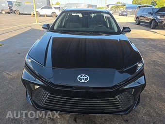 2025 Toyota Camry LE - miniatura 2