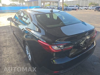 2025 Toyota Camry LE - miniatura 6