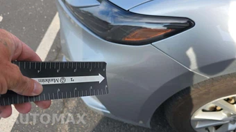 2025 Toyota Camry LE - miniatura 25