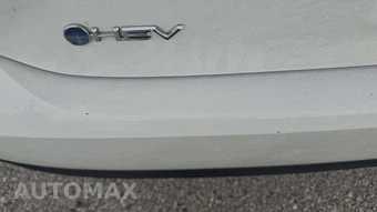 2025 Toyota Camry LE - miniatura 19