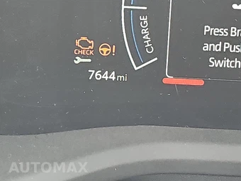 2025 Toyota Camry LE - miniatura 12
