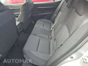 2025 Toyota Camry LE - miniatura 13