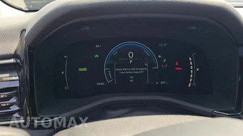 2025 Toyota Camry LE - miniatura 19