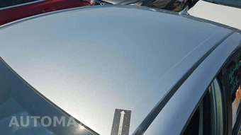 2025 Toyota Camry LE - miniatura 21