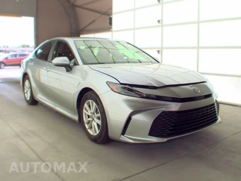 2025 Toyota Camry LE - miniatura 3