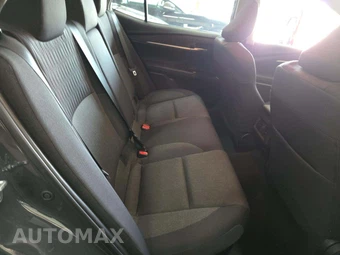 2025 Toyota Camry LE - miniatura 16