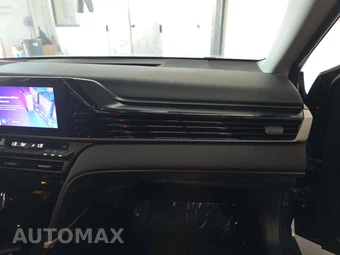 2025 Toyota Camry LE - miniatura 19