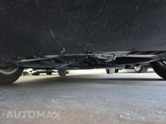 2025 Toyota Camry LE - miniatura 20