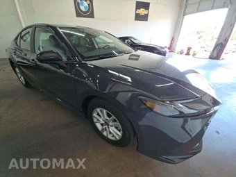 2025 Toyota Camry LE - miniatura 4