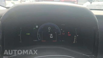 2025 Toyota Camry LE - miniatura 19