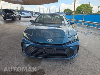 2025 Toyota Camry LE - miniatura 2