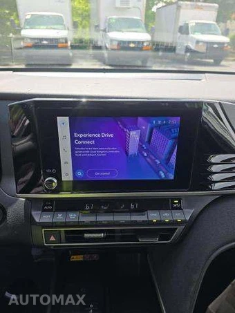 2025 Toyota Camry LE - miniatura 11