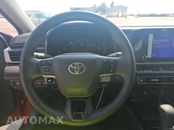2025 Toyota Camry LE - miniatura 10