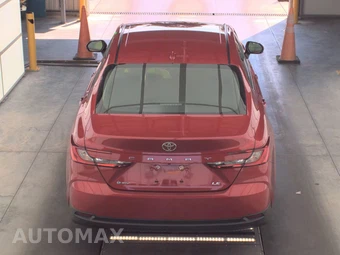 2025 Toyota Camry LE - miniatura 5