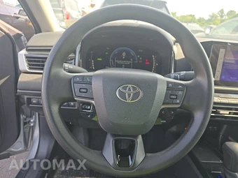 2025 Toyota Camry LE - miniatura 10