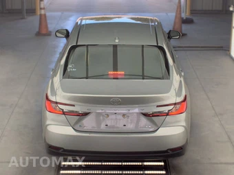 2025 Toyota Camry LE - miniatura 5