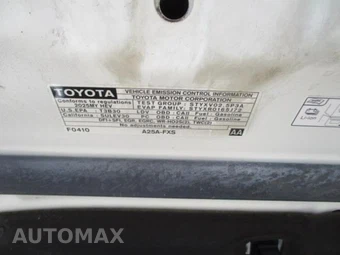 2025 Toyota Camry LE - miniatura 15