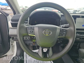 2025 Toyota Camry LE - miniatura 10