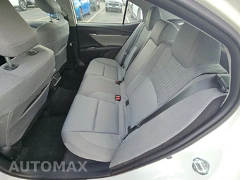 2025 Toyota Camry LE - miniatura 13