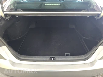 2025 Toyota Camry LE - miniatura 16