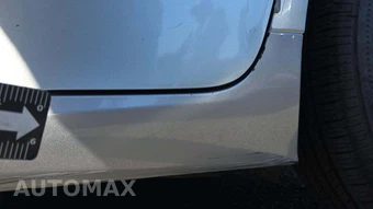 2025 Toyota Camry LE - miniatura 30