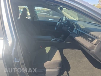 2025 Toyota Camry LE - miniatura 40