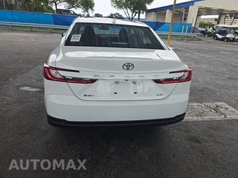 2025 Toyota Camry LE - miniatura 5
