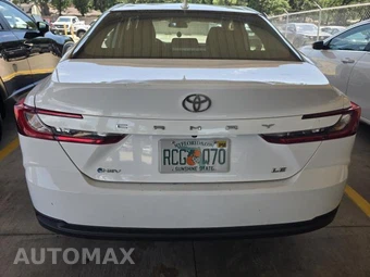2025 Toyota Camry LE - miniatura 18