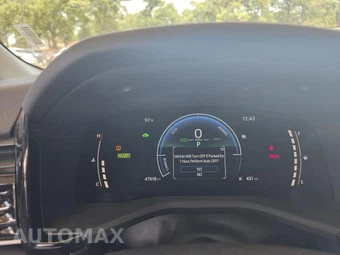 2025 Toyota Camry LE - miniatura 6