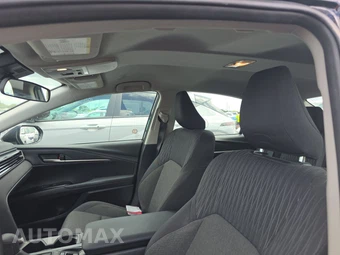 2025 Toyota Camry LE - miniatura 17