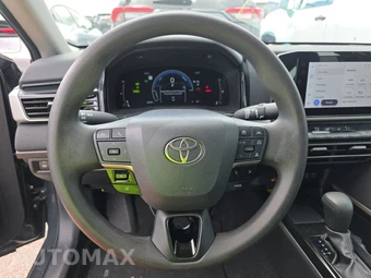 2025 Toyota Camry LE - miniatura 10