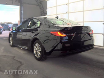 2025 Toyota Camry LE - miniatura 6