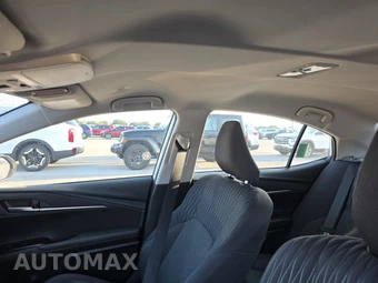 2025 Toyota Camry LE - miniatura 17